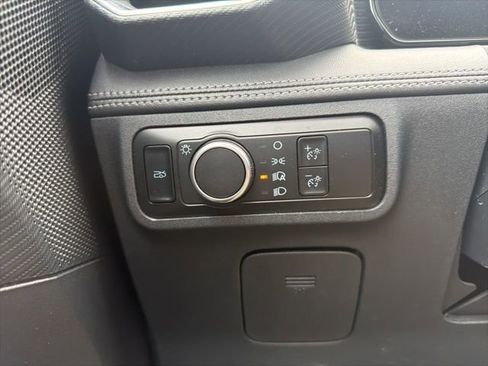 Used 2024 Ford Mustang Premium image 22