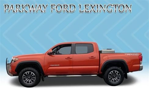 Used 2017 Toyota Tacoma TRD Pro image 8