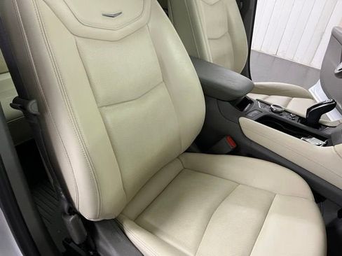 Used 2024 Cadillac XT6 Premium Luxury w/ Technology Package image 18