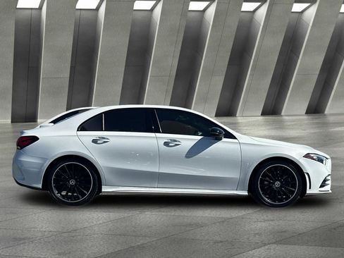 Used 2020 Mercedes-Benz A 220 image 3