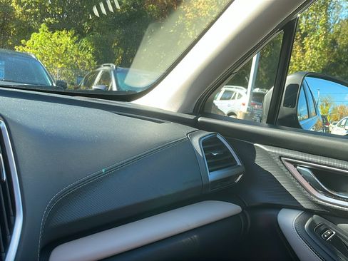 Certified 2022 Subaru Forester Limited image 19