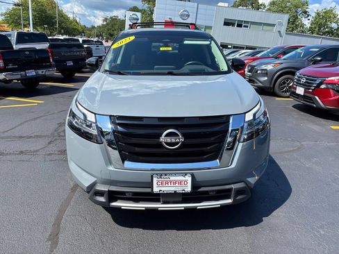 Certified 2023 Nissan Pathfinder Platinum AWD/4WD image 2