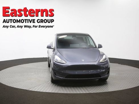 Used 2023 Tesla Model Y Long Range AWD/4WD image 46