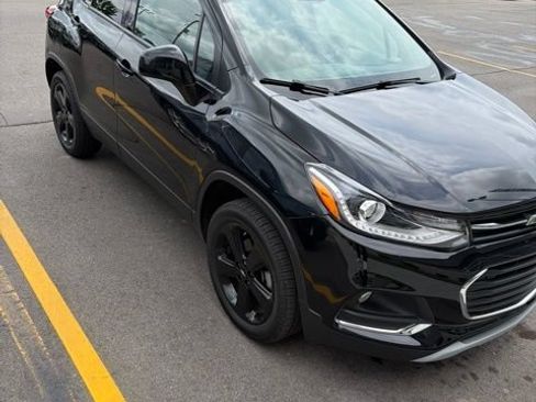 Used 2018 Chevrolet Trax Premier w/ Midnight Edition AWD/4WD image 1