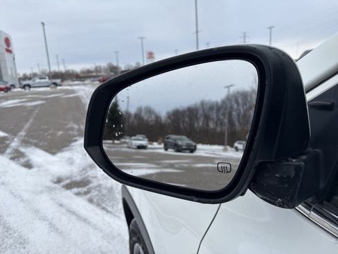 Used 2018 Toyota Highlander Limited Platinum image 7