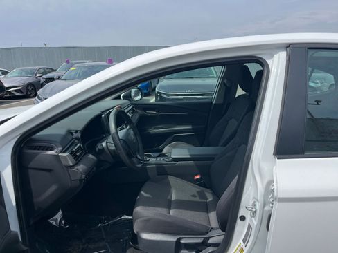 Used 2025 Toyota Camry LE FWD image 25