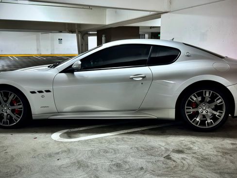 Used 2011 Maserati GranTurismo S RWD image 13