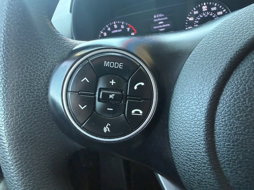 Used 2022 Kia Soul LX w/ Technology Package FWD image 20