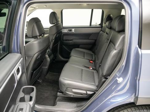 Used 2025 Hyundai Santa Fe SEL AWD/4WD image 12