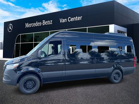 New 2025 Mercedes-Benz Sprinter 2500 image 6