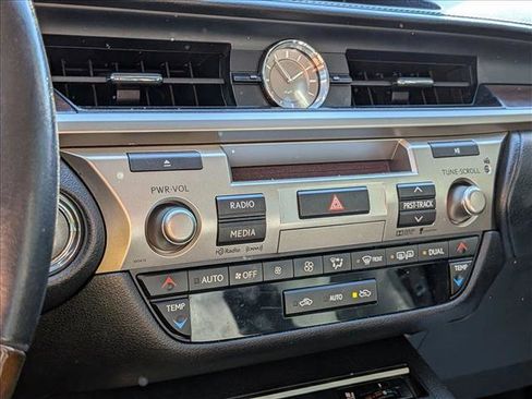 Used 2015 Lexus ES 350 image 9