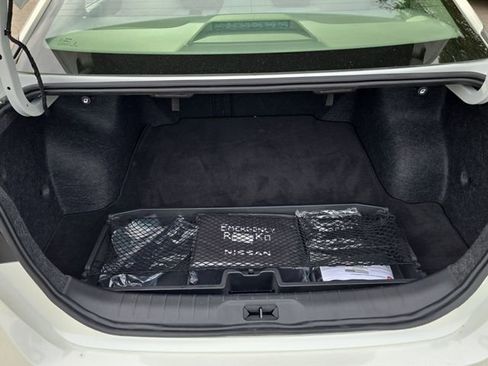 Certified 2024 Nissan Altima 2.5 SV w/ SV Premium Package FWD image 10