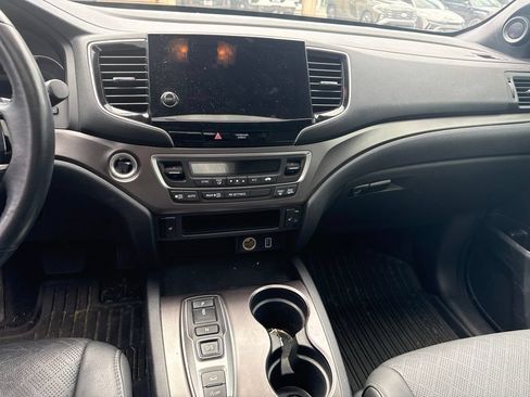 Used 2021 Honda Passport EX-L image 3