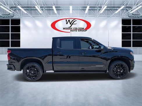 Used 2025 Chevrolet Silverado 1500 High Country w/ High Country Premium Package image 2