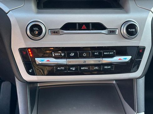 Used 2023 Ford Explorer XLT w/ Equipment Group 202A image 26