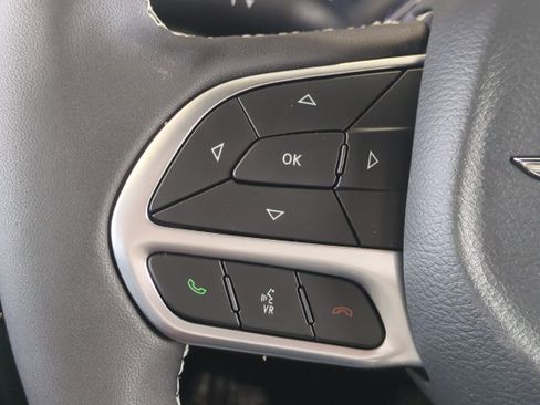 New 2026 Chrysler Pacifica Limited image 28