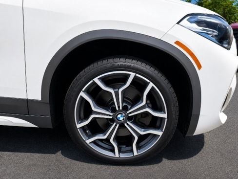 Used 2018 BMW X2 xDrive28i w/ M SportX Package AWD/4WD image 9