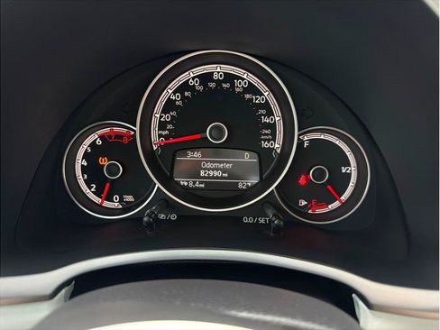 Used 2019 Volkswagen Beetle 2.0T SE FWD image 15