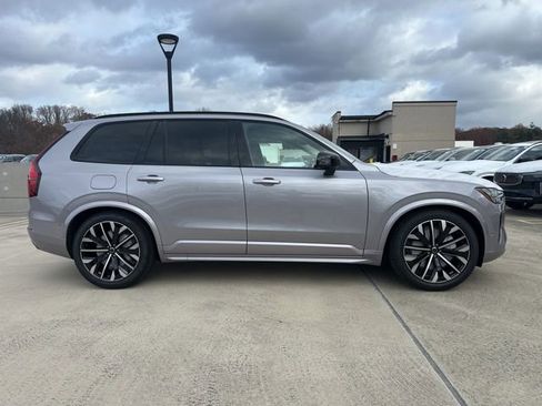 New 2026 Volvo XC90 B6 Ultra image 8