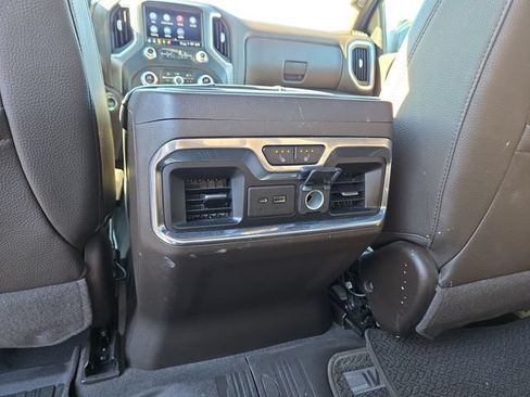 Used 2021 GMC Sierra 1500 Denali w/ Denali Ultimate Package AWD/4WD image 34