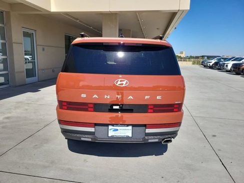 Used 2025 Hyundai Santa Fe Limited AWD/4WD image 22