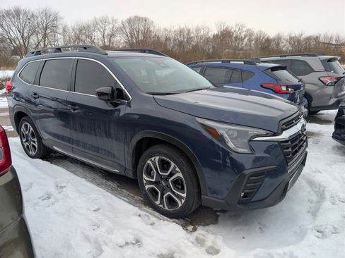 Certified 2024 Subaru Ascent Limited w/ Technology Package image 5