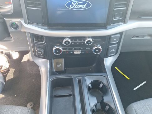 Used 2022 Ford F150 XLT image 13