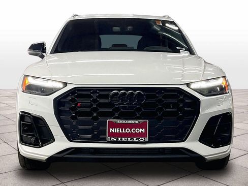 Certified 2023 Audi SQ5 Prestige w/ Prestige Package image 3