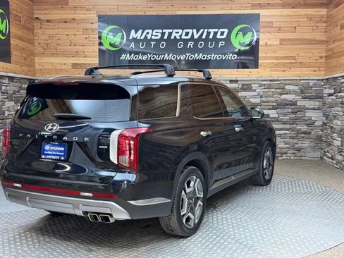 Used 2024 Hyundai Palisade Limited AWD/4WD image 11