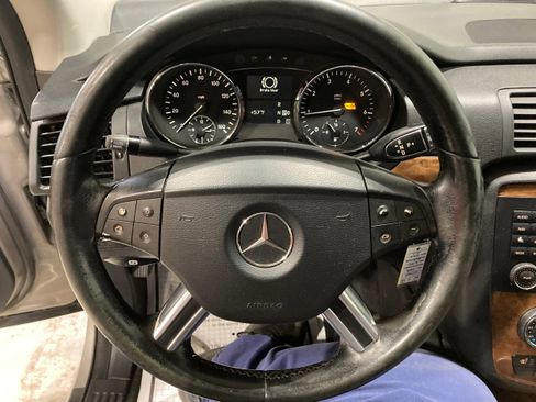 Used 2008 Mercedes-Benz R 350 2WD image 22