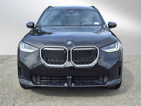 Used 2025 BMW X3 xDrive30i image 2