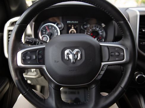 Used 2023 RAM 1500 Big Horn AWD/4WD image 12