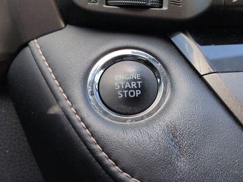 Used 2014 Toyota RAV4 Limited FWD image 28