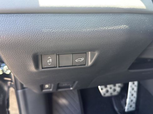 Used 2026 Toyota RAV4 AWD Plug-in Hybrid image 29