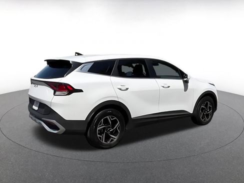 Used 2025 Kia Sportage LX FWD image 17