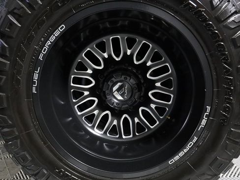 Used 2023 Ford F450 Limited w/ FX4 Off-Road Package image 58