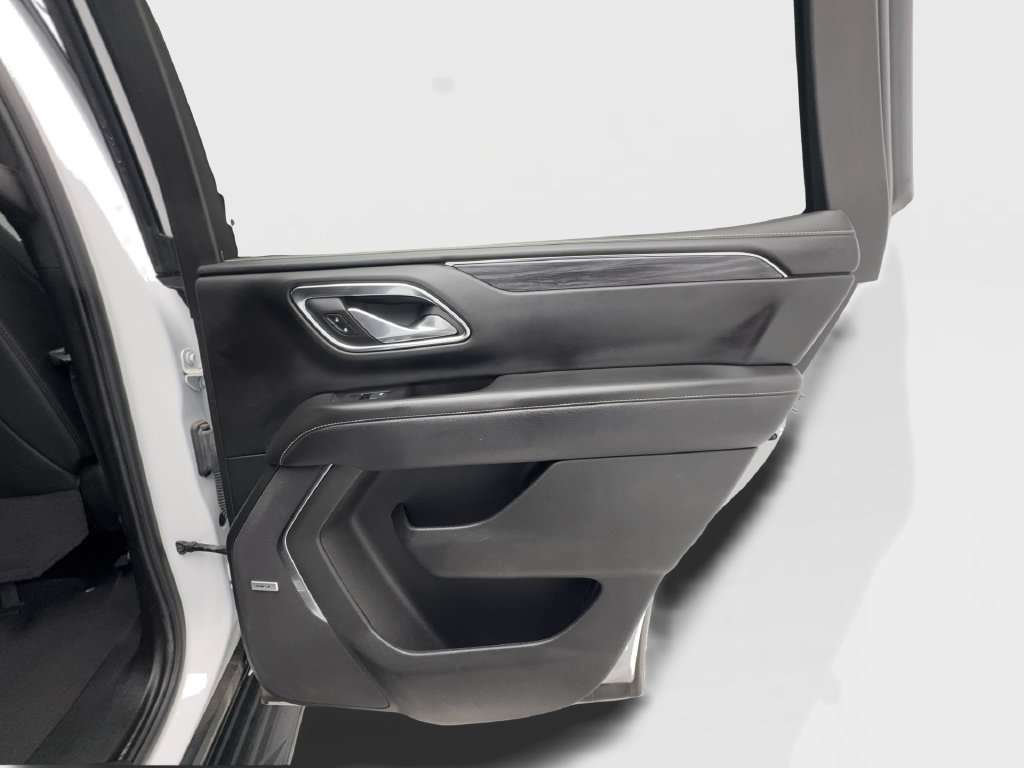 Used 2024 GMC Yukon SLT RWD image 32