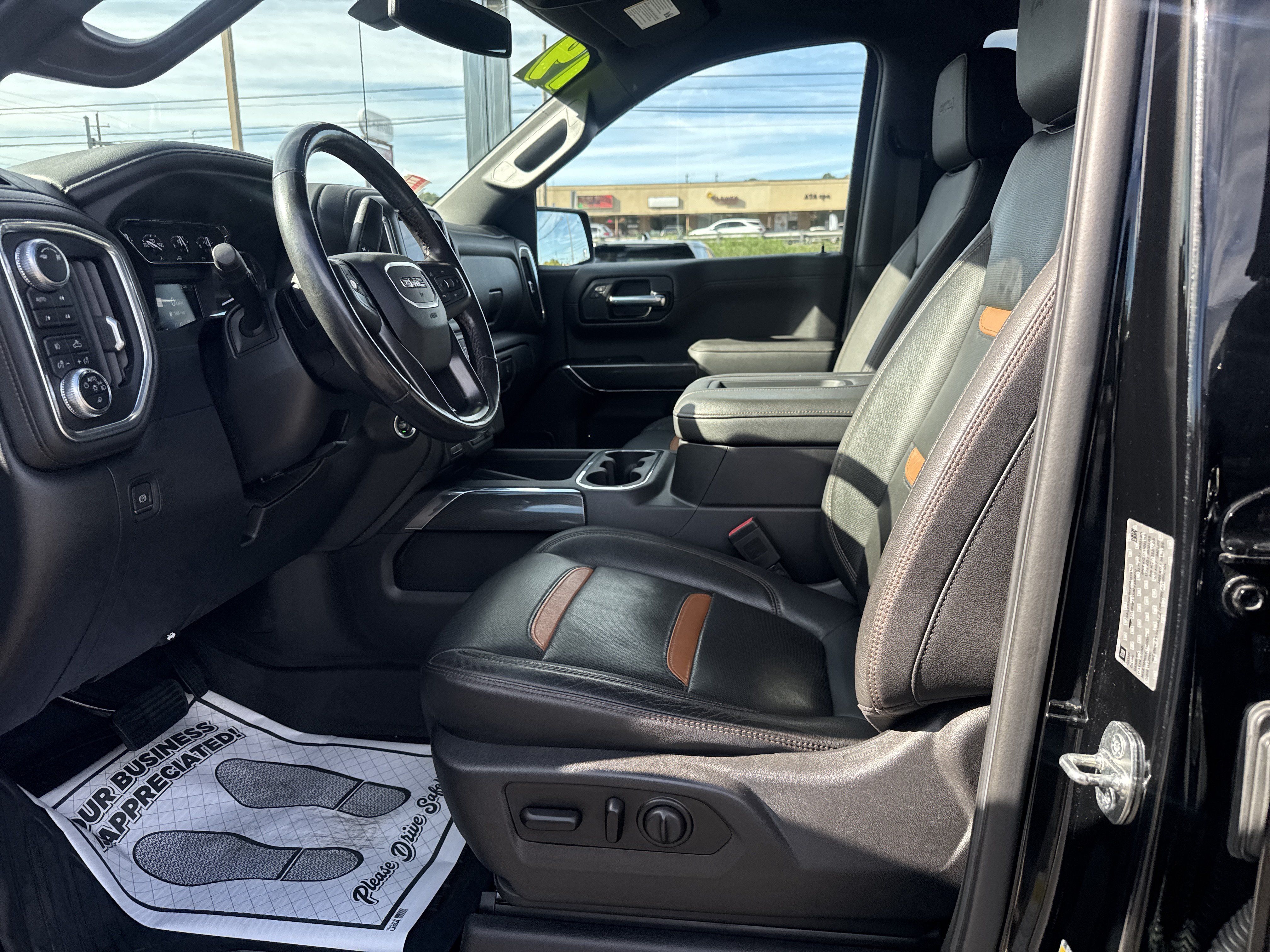 Used 2019 GMC Sierra 1500 AT4 w/ AT4 Premium Package AWD/4WD image 10