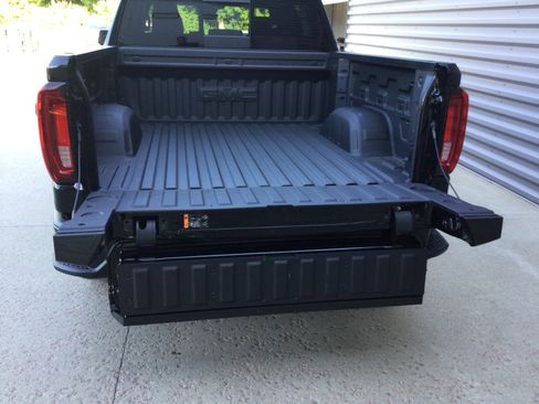 New 2026 GMC Sierra 1500 Denali w/ Technology Package AWD/4WD image 5