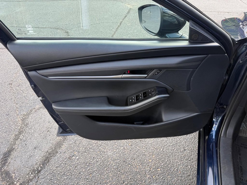 Used 2024 MAZDA MAZDA3 s FWD image 4