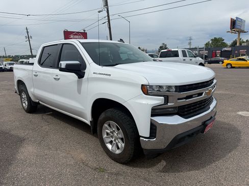 Used 2019 Chevrolet Silverado 1500 LT image 2