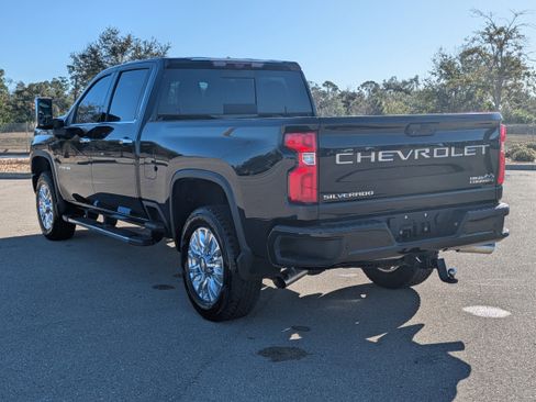Used 2021 Chevrolet Silverado 2500 High Country w/ Z71 Off-Road Package image 7