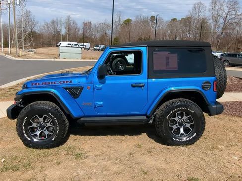 Used 2023 Jeep Wrangler Rubicon w/ LED Lighting Group AWD/4WD image 16