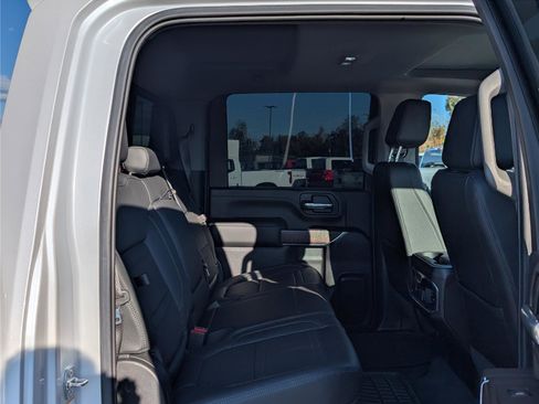 Used 2023 GMC Sierra 3500 Denali w/ Denali Ultimate Package image 12