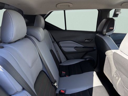 Used 2023 Nissan Kicks SR w/ SR Premium Package image 27