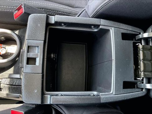 Used 2013 Jeep Wrangler Sahara w/ Dual Top Group AWD/4WD image 33