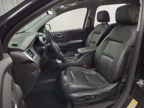 Used 2019 GMC Acadia SLT FWD image 14