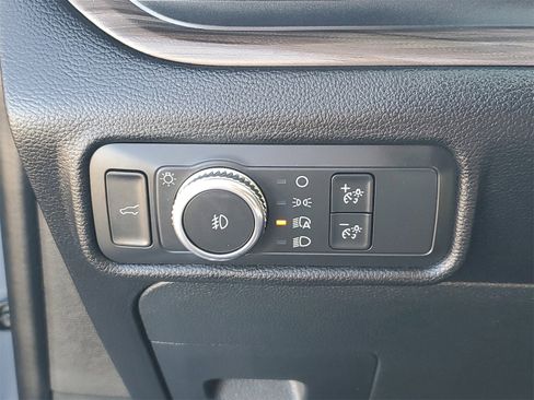 Certified 2021 Ford Explorer Limited w/ Equipment Group 301A image 31