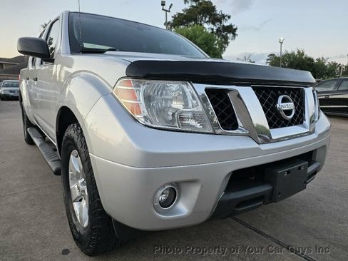 Used 2012 Nissan Frontier SV RWD image 6
