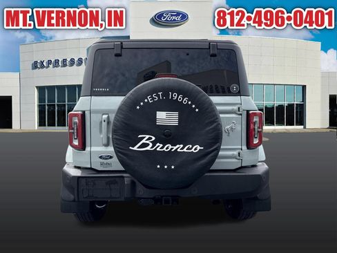 Used 2023 Ford Bronco Outer Banks AWD/4WD image 13